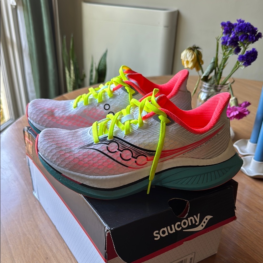 Saucony Endorphin Speed 5 Women's Running Shoes